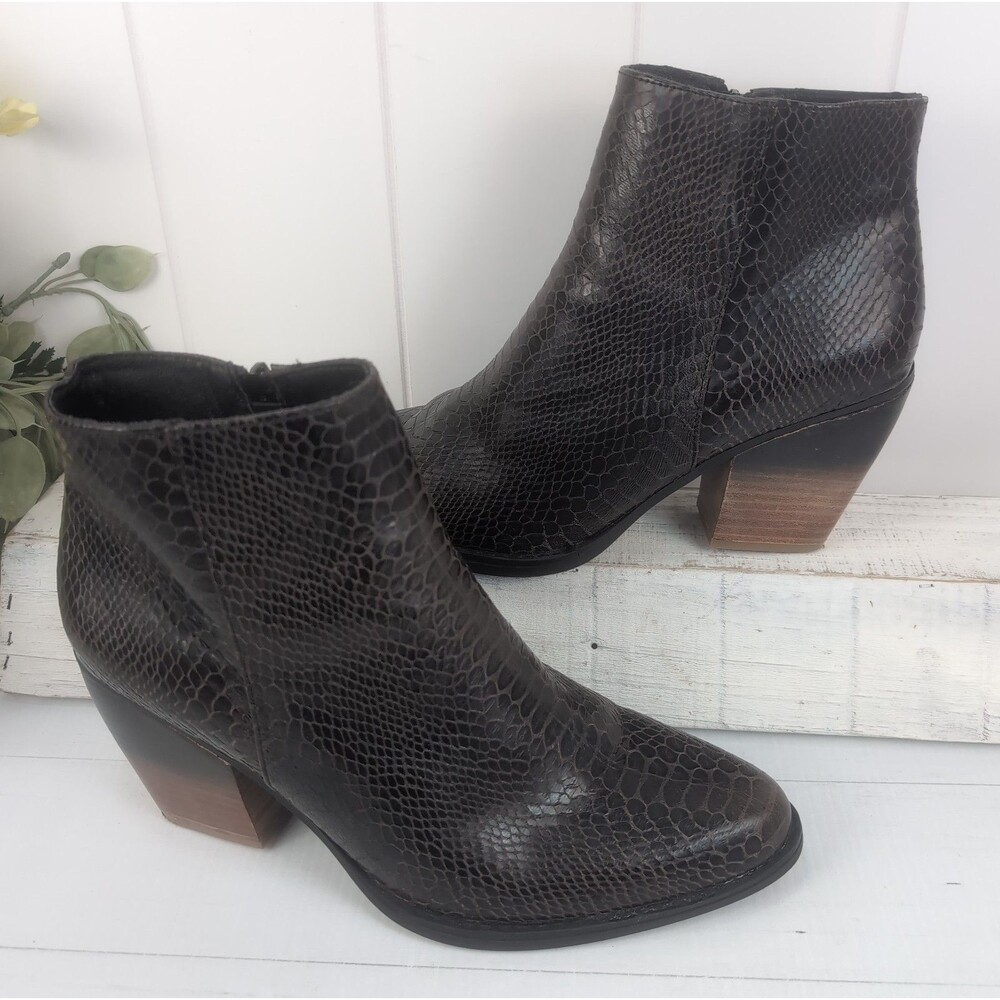 Very G Faux Snakeskin Leather Ankle Boots Stacked Heels Zip Black Brown Size 11